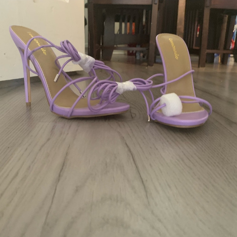 NWT Light purple heels by Lemonade size 7.5.